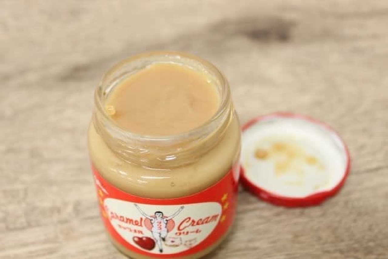 "Caramel cream" sold by Glico